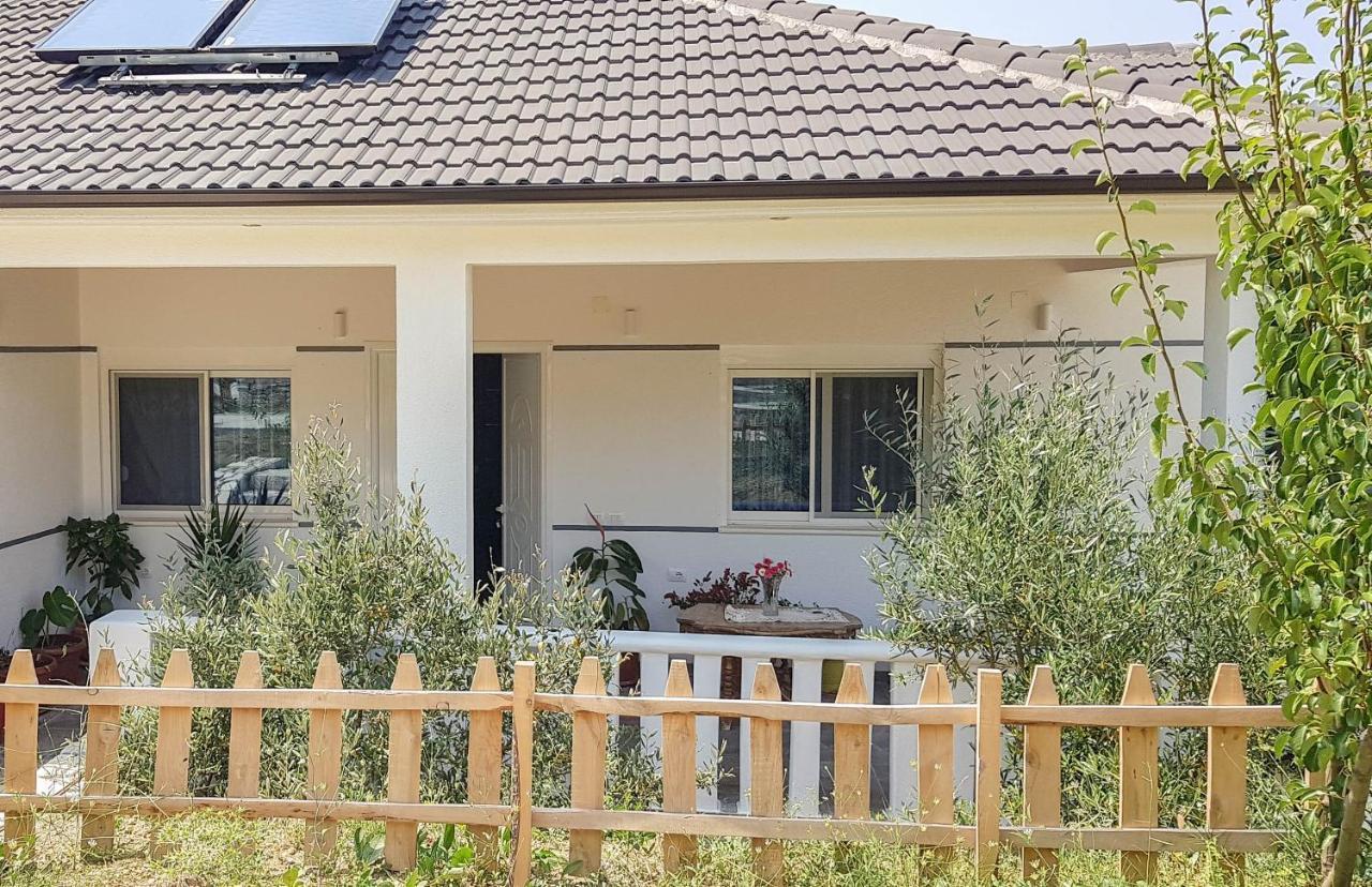 Villa Goliku Pestani المظهر الخارجي الصورة