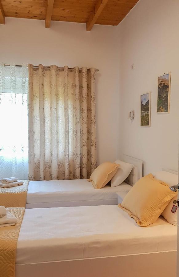 Villa Goliku Pestani المظهر الخارجي الصورة